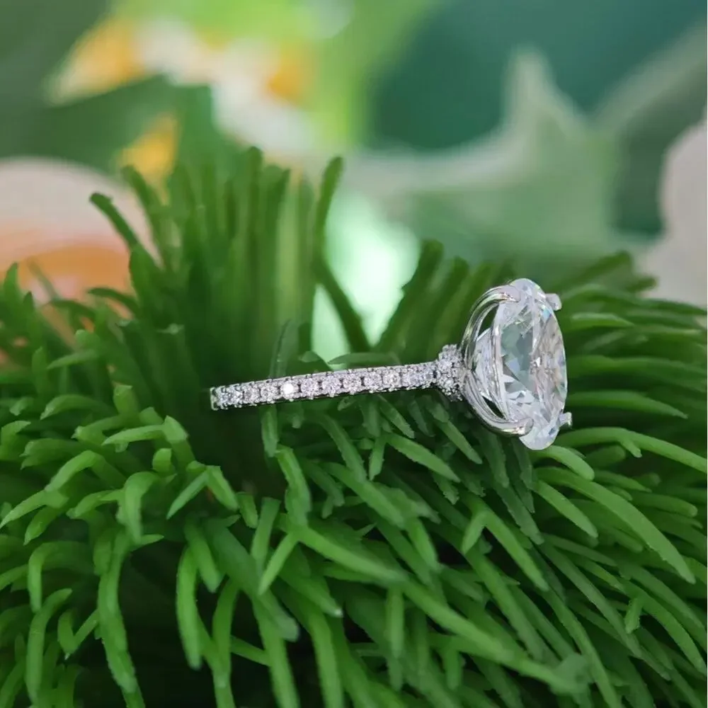 LISPARk 14K White Gold over silver 4CT Oval Moissanite Hidden Halo Ring size 7.5
